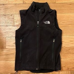 Black North Face vest